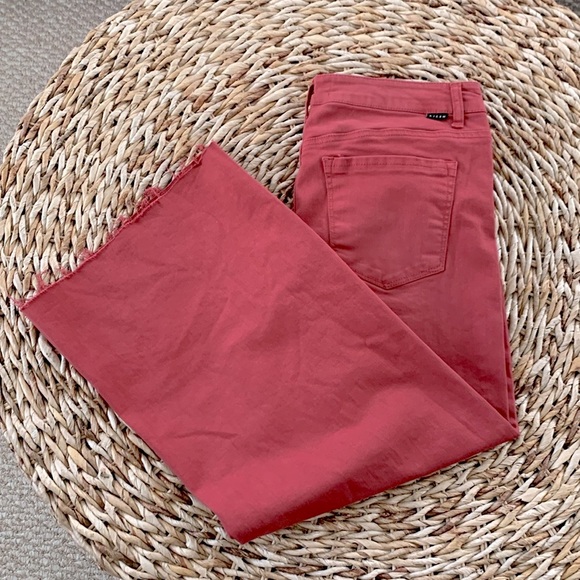 Risen Wide Leg Crop Jean - Picture 5 of 14